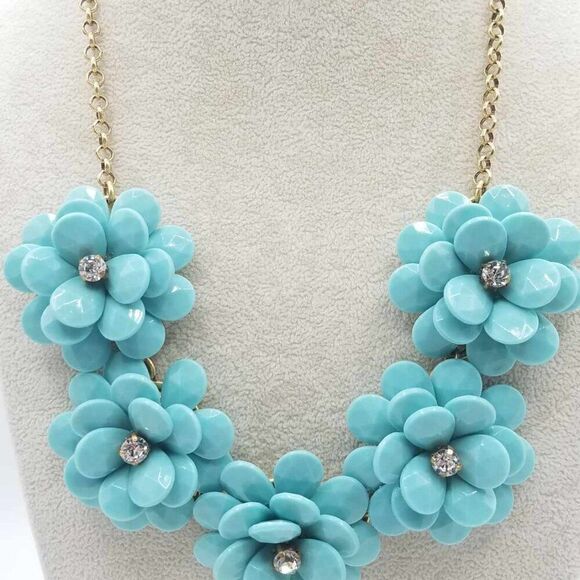 J Crew Turquoise Resin Flower Necklace with Crystal Centers - Picture 5 of 9